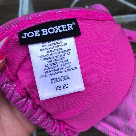 Bikini - Picture 6 of 8